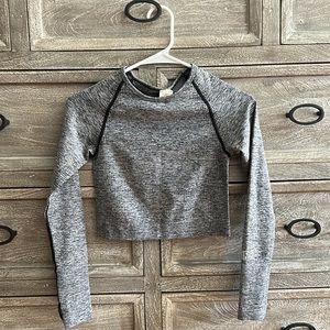 NWT Victoria's Secret PINK Women's Seamless Workout Crop L/S Grey